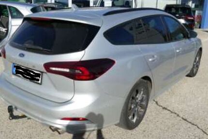 Ford Focus 15.000 km 22.588 &euro; Niesky 02906