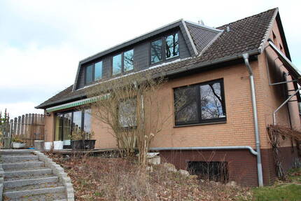 EFH MIT KELLER, SAUNA, SOLAR, DACHTERRASSE UND GARAGE