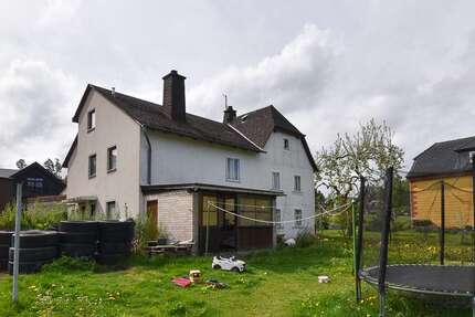 Haus zum Kaufen in Schwarzenbach an der Saale 139.000 € 244.09 m² 6 zimmer