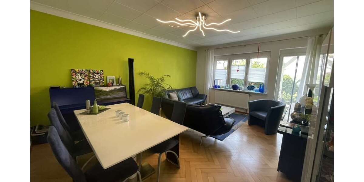 Etagenwohnung Kirchheim unter Teck - 4 Zimmer, 94 m&sup2;, 1.400&euro; | Angebot:26312890