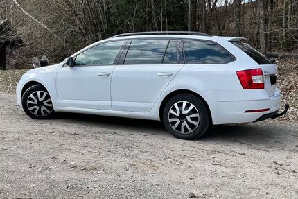 Skoda Octavia 132.195 km 12.900 &euro; Sankt Englmar 94379