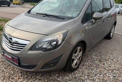 Opel Meriva 192.000 km 2.500 &euro; Holleben 06179