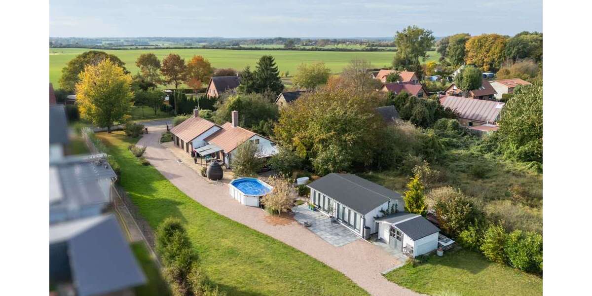 Haus zum Kaufen in Varchentin, OT Carolinenhof 498.500 € 191 m² 2 zimmer