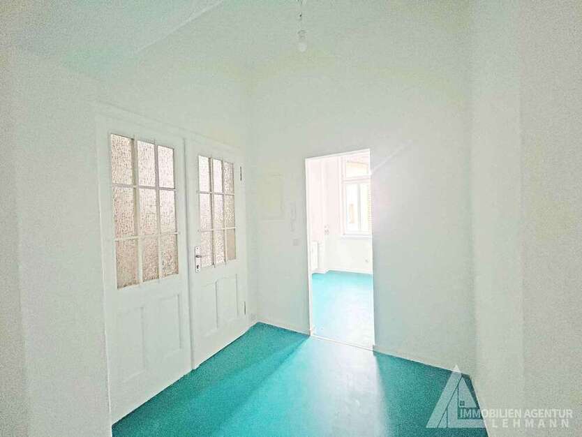 Wohnung zum Mieten in Halle 670 € 82 m²