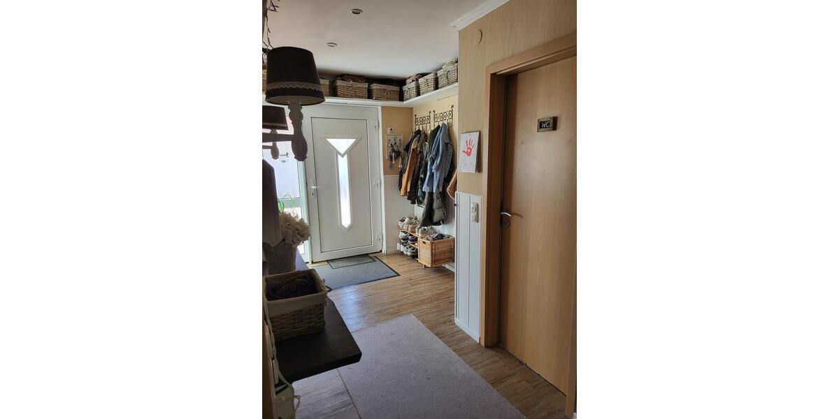 Doppelhaushälfte Leopoldshöhe - 6 Zimmer, 160 m&sup2;, 450.000&euro; | Angebot:26836319
