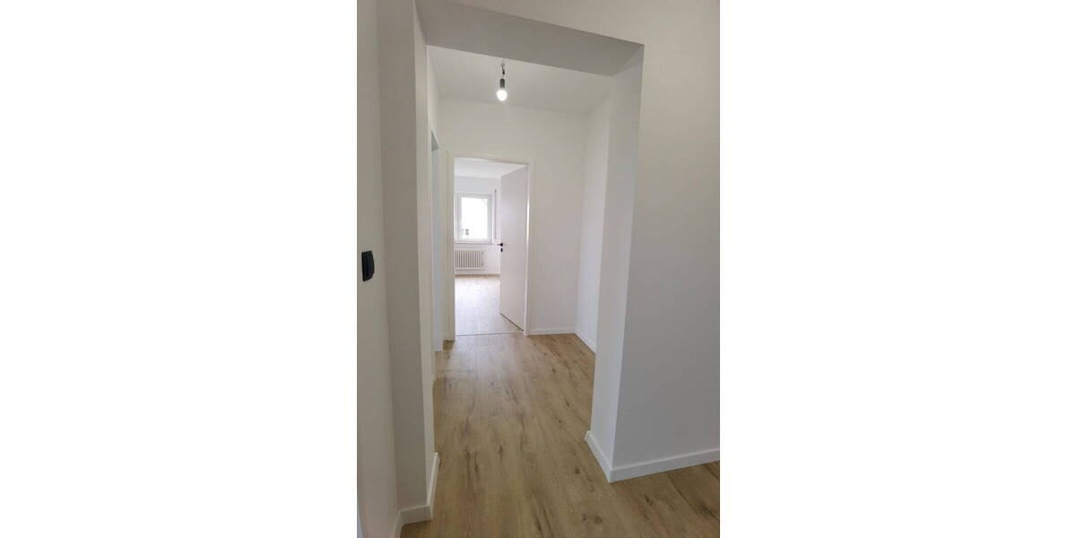 Etagenwohnung Rielasingen-Worblingen Rielasingen - 2 Zimmer, 77 m&sup2;, 269.000&euro; | Angebot:25718840