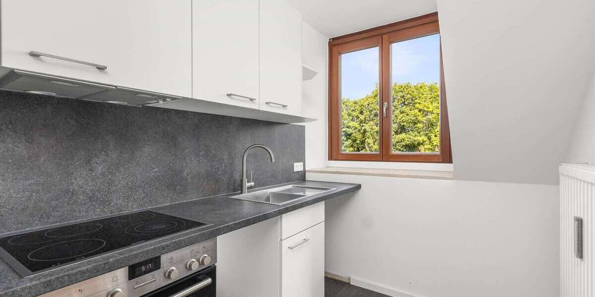 Gepflegte Dachgeschosswohnung in ruhiger Lage | 500m zur Würm & Pasinger Stadtpark - Dachgeschoßwohnung München Aubing-Lochhausen-Langwied | Angebot:27078156