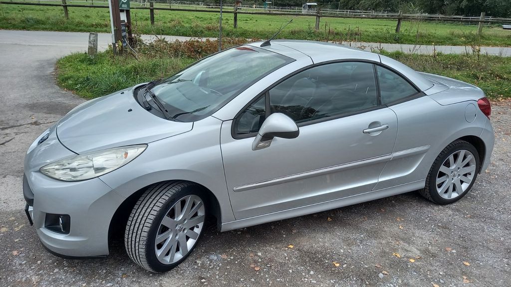 Peugeot 207 71.000 km 4.500 &euro; Hilden 40724
