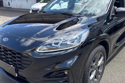 Ford Kuga 69.314 km 22.950 &euro; Göttingen 37081