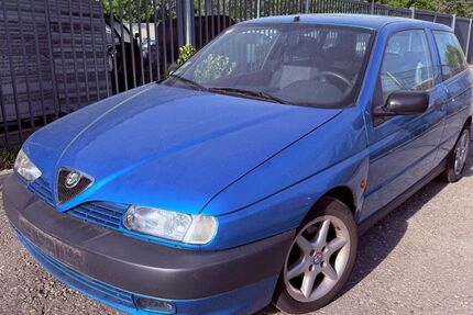 Alfa Romeo 145 55.000 km 1.999 &euro; Markt Schwaben 85570