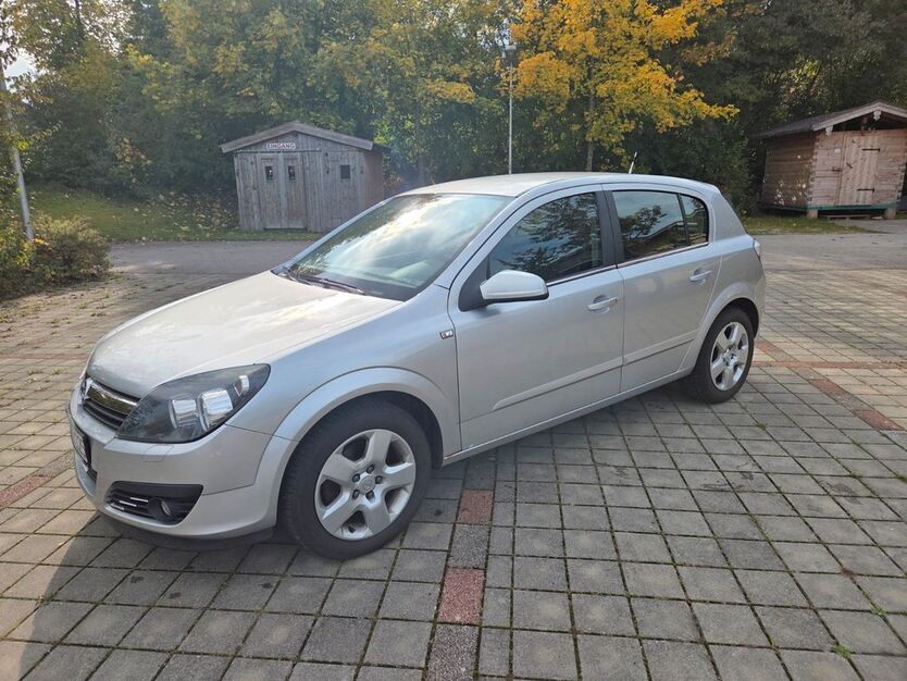 Opel Astra 83.593 km 4.750 € Kirchanschöring 83417