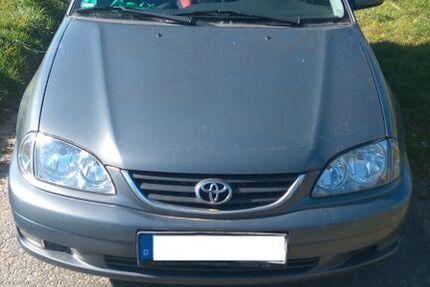 Toyota Avensis 185.000 km 3.100 € Duisburg 47239