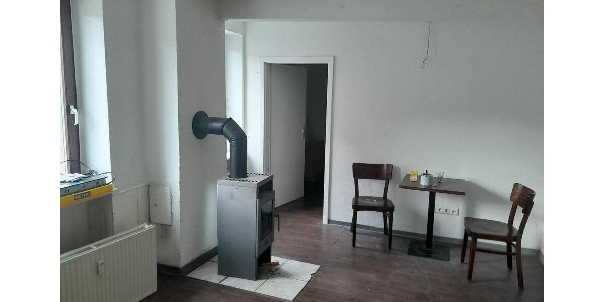 Erdgeschoßwohnung Neckarsteinach - 2 Zimmer, 33 m&sup2;, 350&euro; | Angebot:25101918