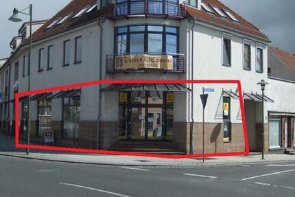 Attraktiver Laden am Markt in Lauchhammer- Gewerbe - Büro - Cafe zimmer