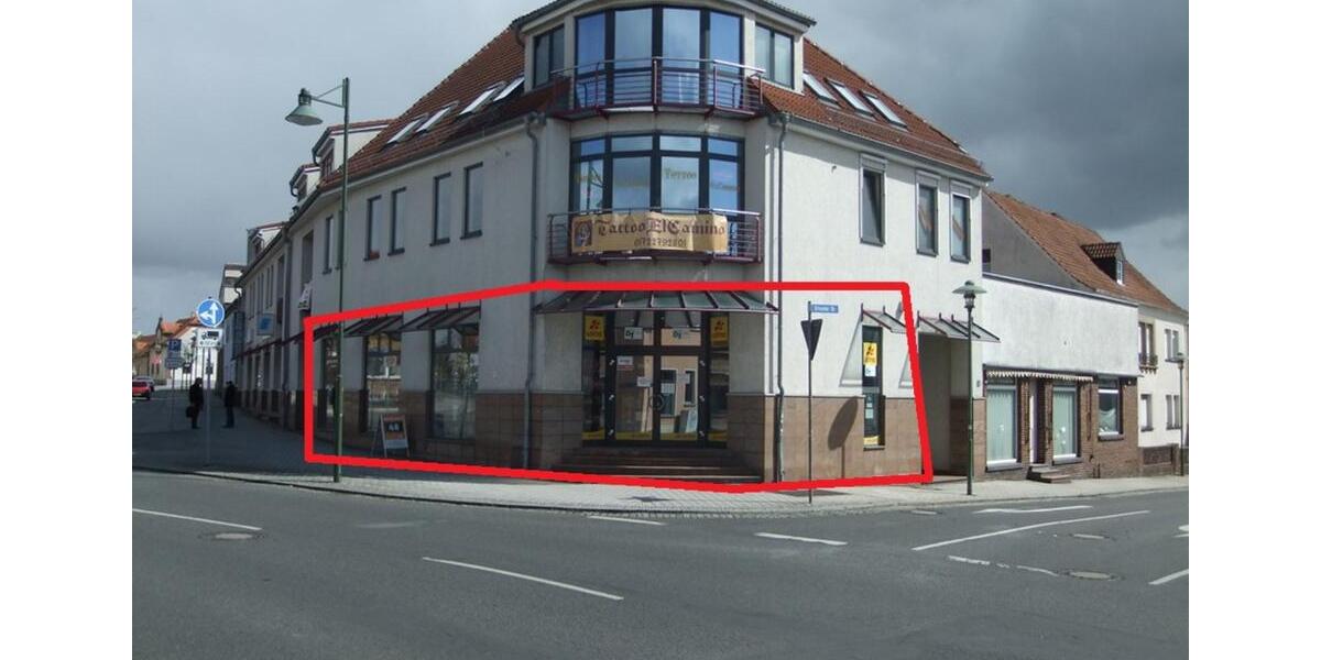 Attraktiver Laden am Markt in Lauchhammer- Gewerbe - Büro - Cafe zimmer