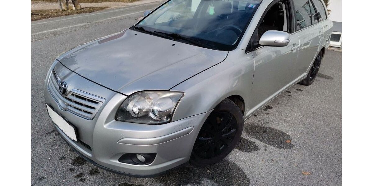 Toyota Avensis 270.150 km 1.999 &euro; Fürth 90762