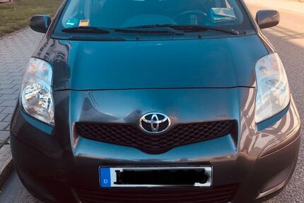 Toyota Yaris 230.000 km 2.100 &euro; Ingolstadt 85053