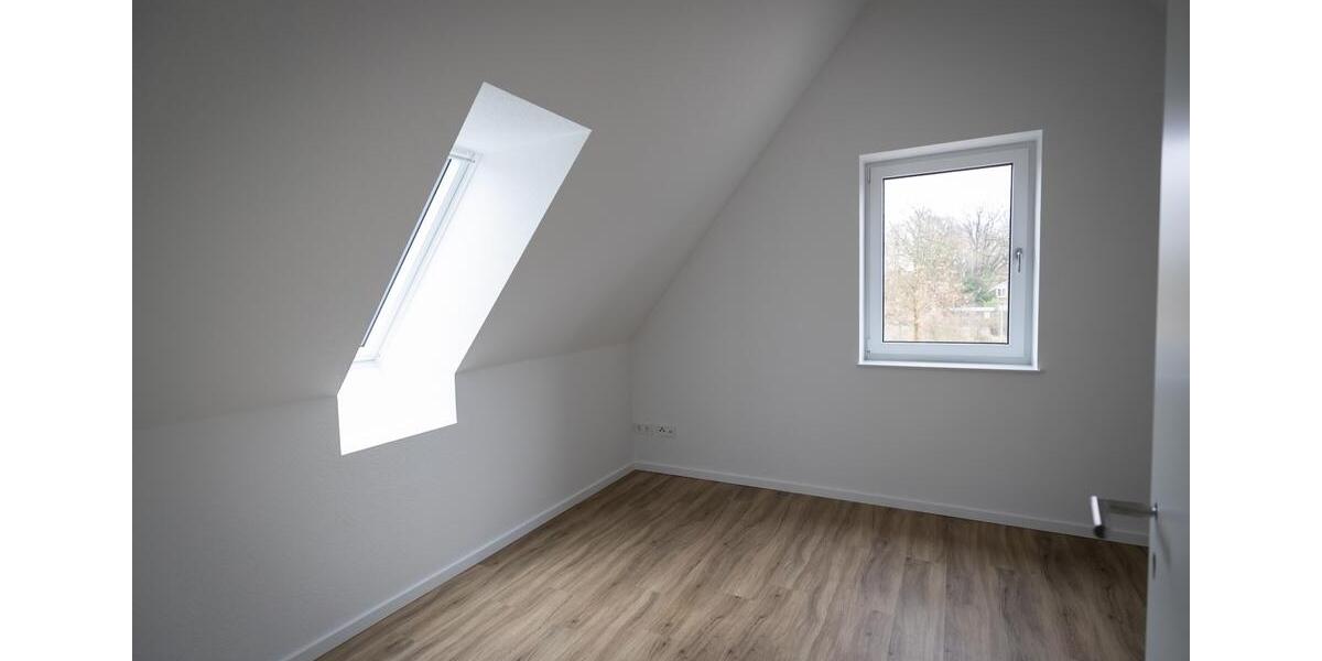 Reihenhaus Edewecht - 6 Zimmer, 122 m&sup2;, 1.710&euro; | Angebot:24992121