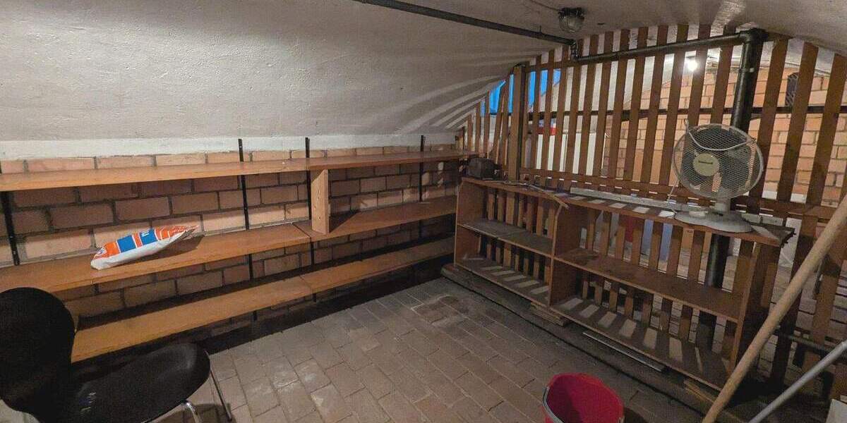 Mehrfamilienhaus, Wohnhaus Böblingen - 9 Zimmer, 178 m&sup2;, 619.000&euro; | Angebot:25862240