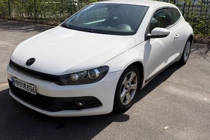VW Scirocco 161.887 km 8.499 &euro; Monheim am Rhein 40789