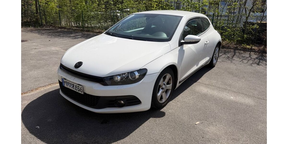 VW Scirocco 161.887 km 8.499 &euro; Monheim am Rhein 40789