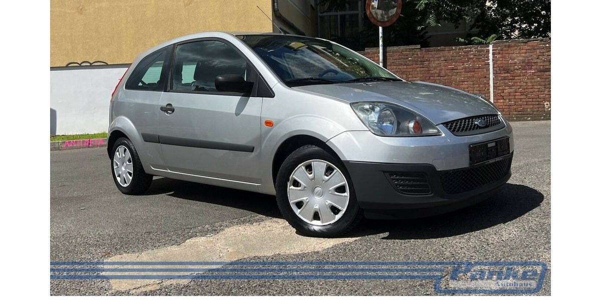 Ford Fiesta Ambiente 1.3*Radio/CD*AUX*Klima* 245.511 km 1.290 &euro; Berlin 13187