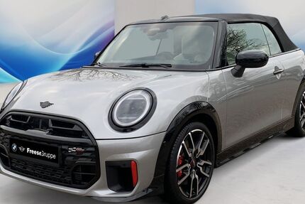 Mini John Cooper Works Cabrio 6.438 km 43.890 &euro; Oldenburg 26135
