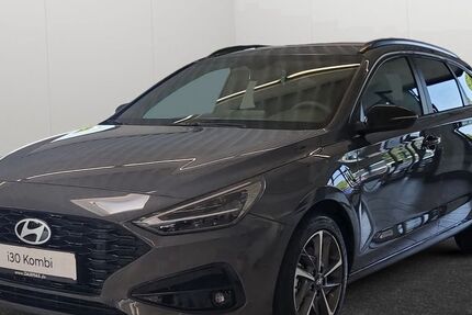 Hyundai i30 14.576 km 19.890 &euro; Haltern am See 45721