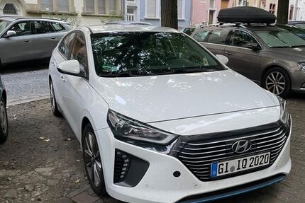 Hyundai IONIQ 167.000 km 8.200 &euro; Frankfurt am Main 60322