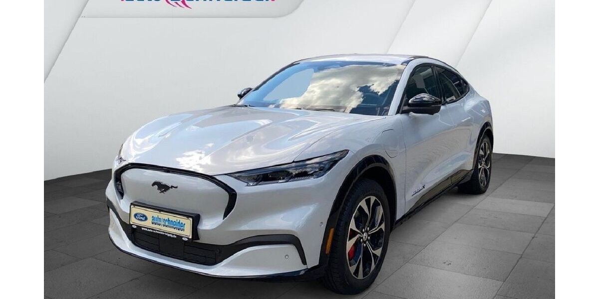 Ford Mustang Mach-E 1.001 km 51.790 € Leipzig 04129