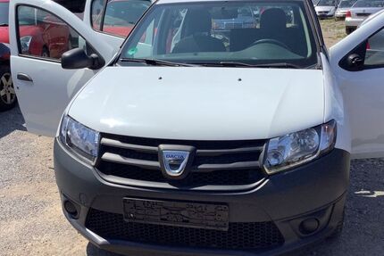 Dacia Sandero 154.506 km 2.100 € KORBACH 34497