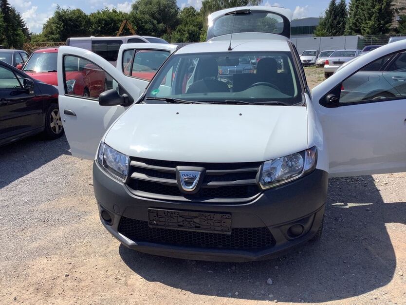Dacia Sandero 154.506 km 2.100 € KORBACH 34497