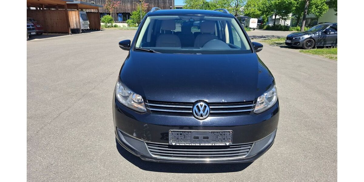VW Touran 209.106 km 5.990 &euro; Kernen i. r 71394