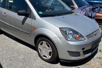Ford Fiesta 149.200 km 1.890 &euro; Eppelheim 69214