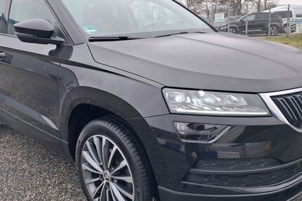 Skoda Karoq 100.000 km 18.999 &euro; Upgant- Schott 26529