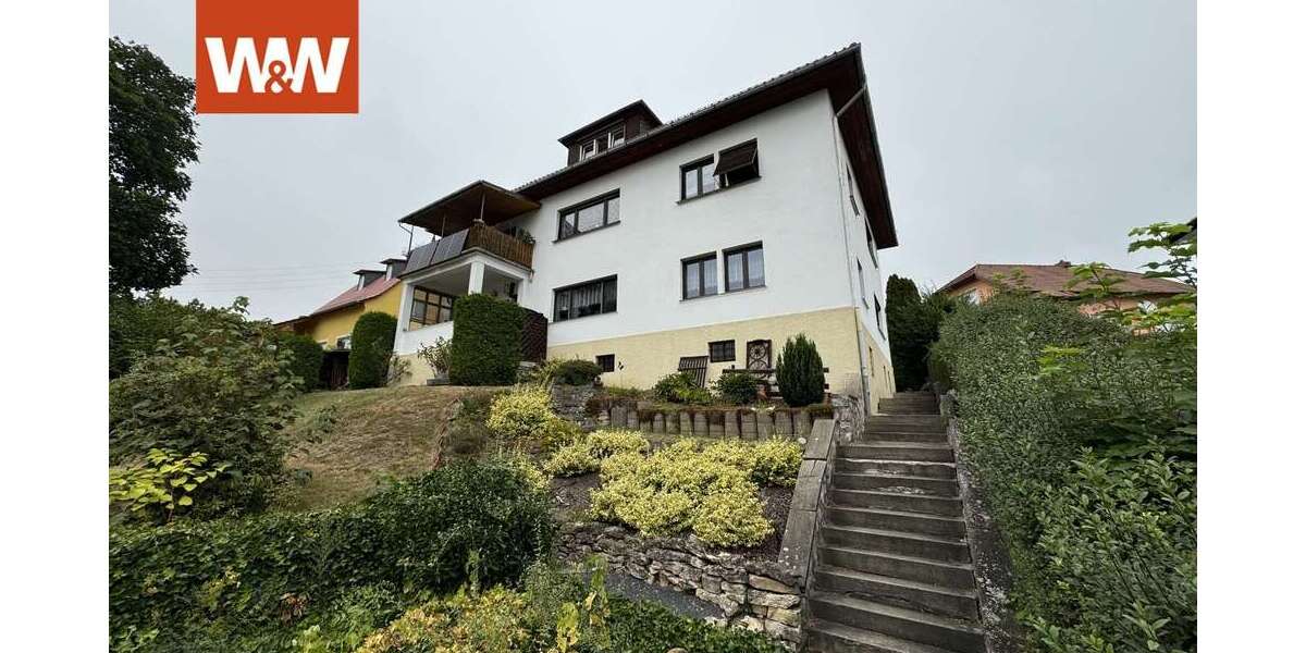 Wohnung zum Kaufen in Rudolstadt 105.000 € 92 m² 4 zimmer