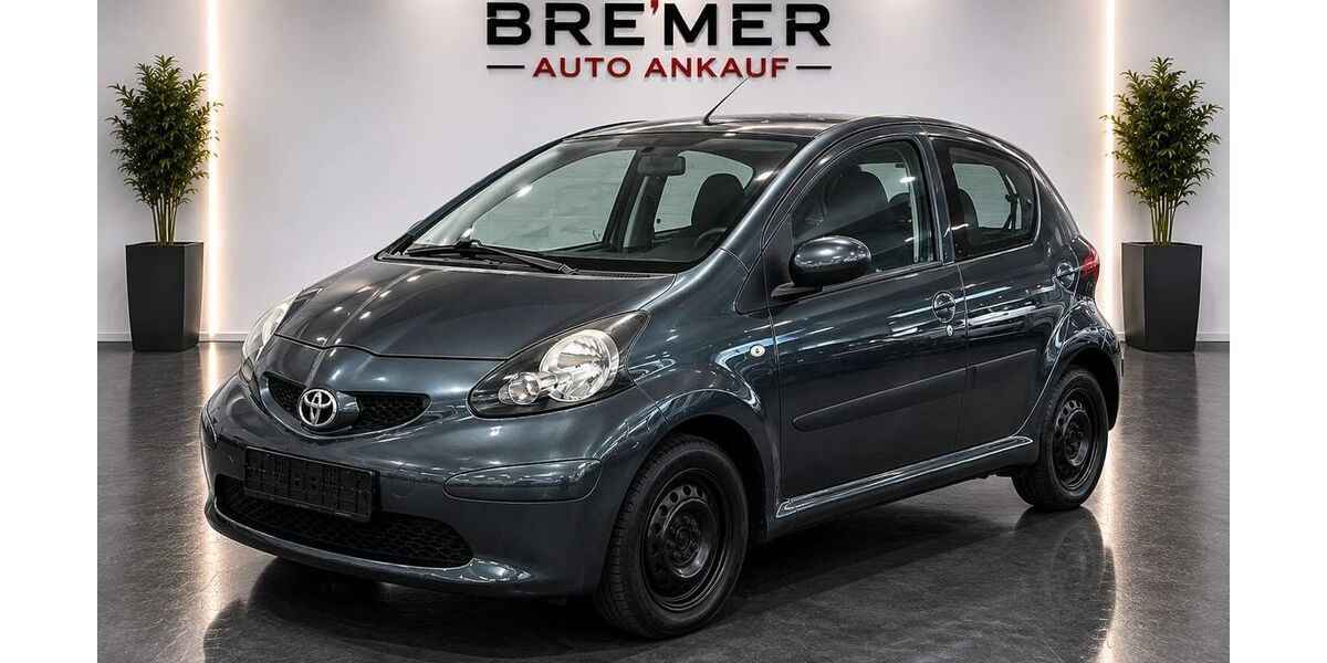 Toyota Aygo (X) 111.400 km 4.490 &euro; Bremen 28277