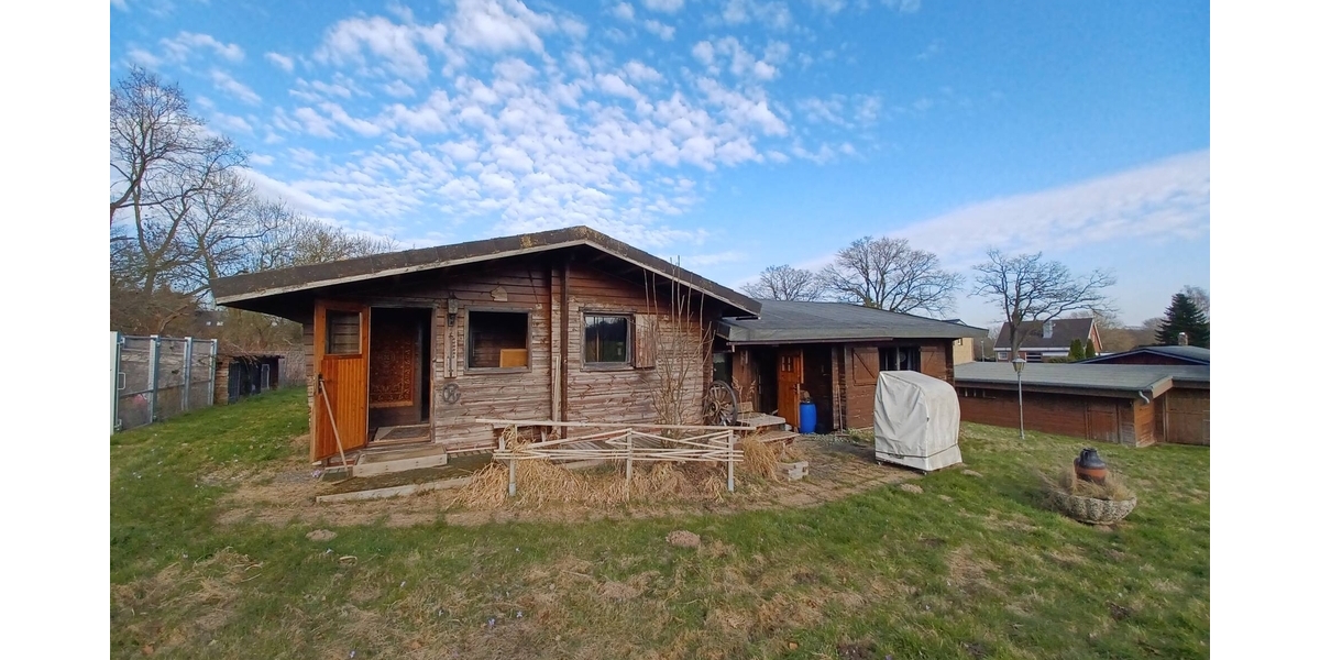 2 Blockbohlenhäuser mit ca. 1.000 m² Eigenland und traumhaftem Ausblick zum günstigen Preis! - Zweifamilienhaus Zarpen | Angebot:26006779