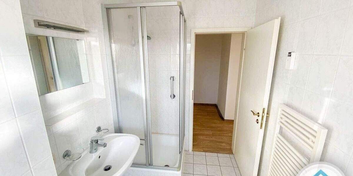 Sanierte 1-Zimmer-Wohnung mit Fußbodenheizung! [BALKON, Stellplatz] 1 zimmer