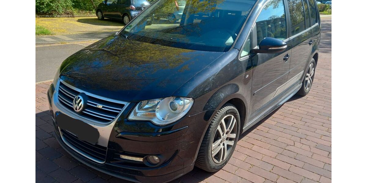 VW Touran 240.000 km 2.399 &euro; Helmstedt 38350