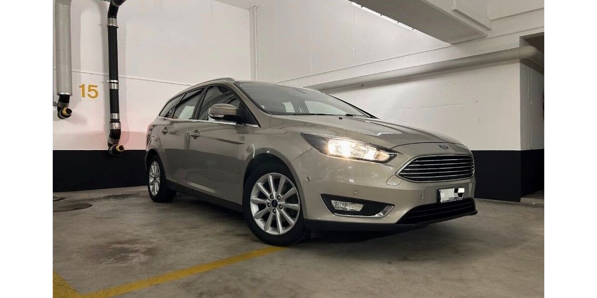Ford Focus 102.000 km 6.990 &euro; Lörrach 79539