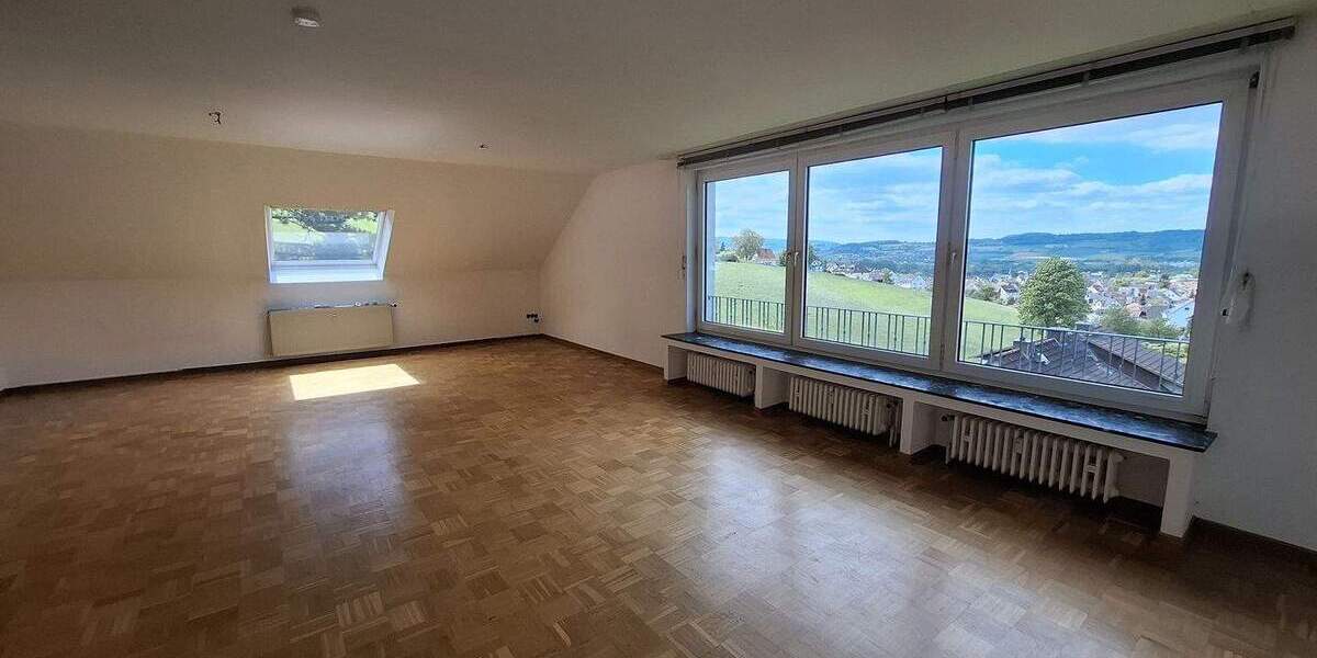 Etagenwohnung Bad Pyrmont - 4 Zimmer, 140 m&sup2;, 115.000&euro; | Angebot:25249714