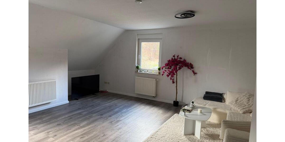 Etagenwohnung Uder - 4 Zimmer, 90 m&sup2;, 567&euro; | Angebot:26397565