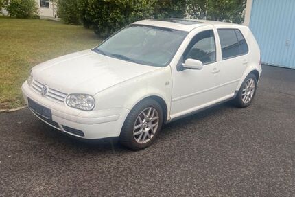 VW Golf 239.995 km 1.250 &euro; Selb 95100