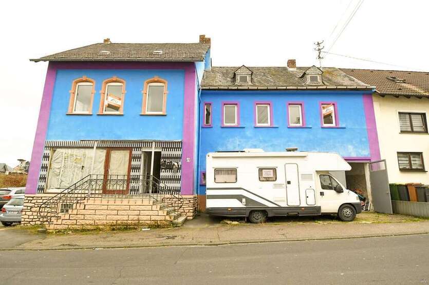 Haus zum Kaufen in Ransbach-Baumbach 249.500 € 344 m²
