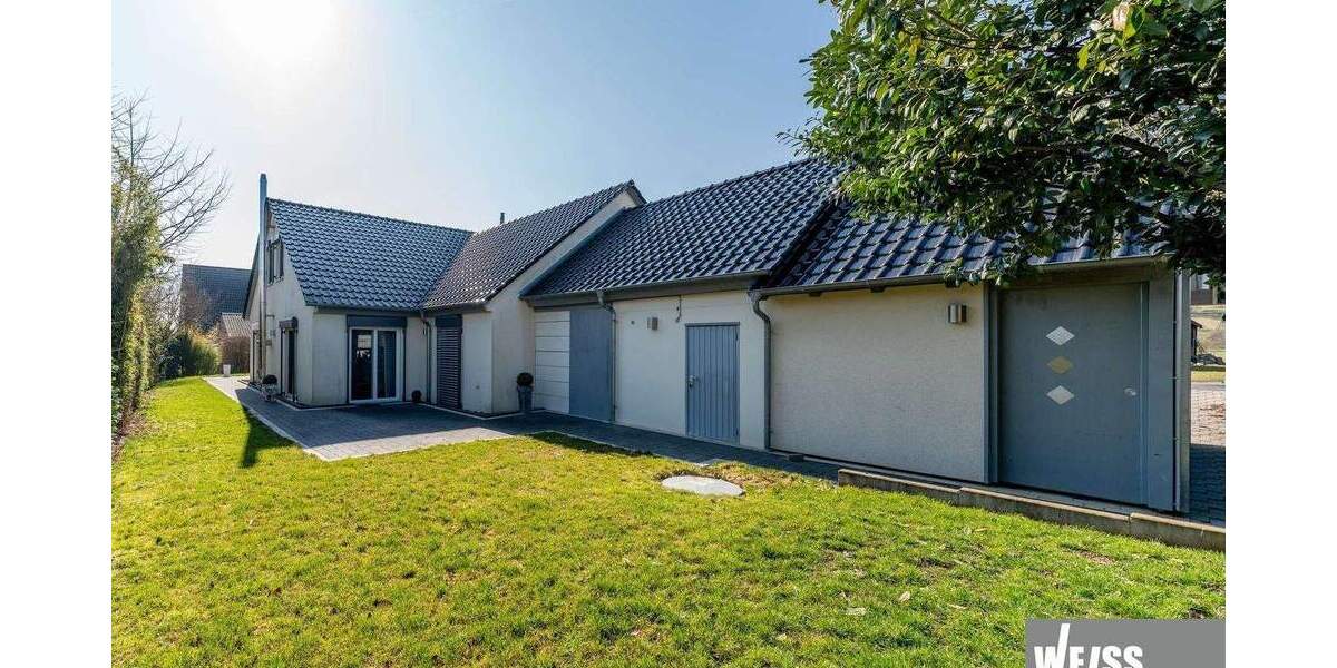 Einfamilienhaus Werneck Schraudenbach - 6 Zimmer, 207 m&sup2;, 650.000&euro; | Angebot:25703515