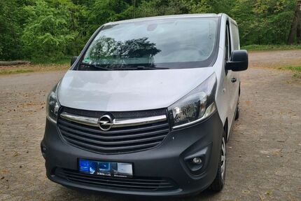 Opel Vivaro 105.200 km 9.999 &euro; Unterlüß 29345
