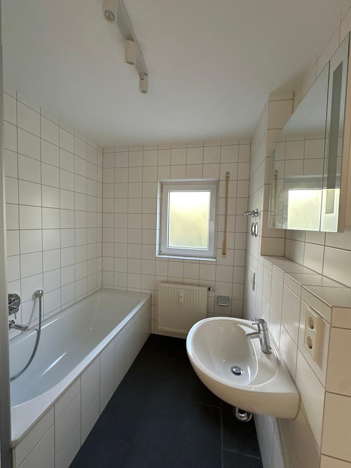 Familienfreundliche 4-Zi Wohnung mit (Winter-)Garten und großer Terrasse zimmer