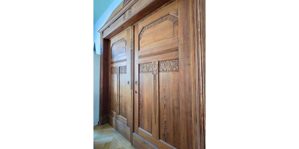 Stilvolles Wohnen im Herzen der Köthener Innenstadt - Altbaucharme trifft Wohnkomfort 4 zimmer