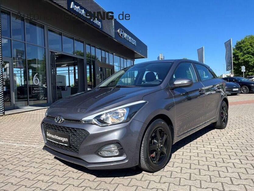 i20